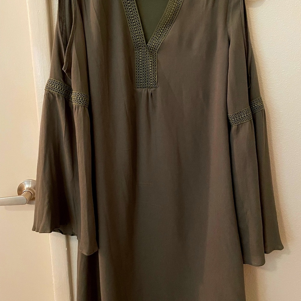 "Indio Thread Co." Dress Olive~NEW~ Never Worn~ Sz Small